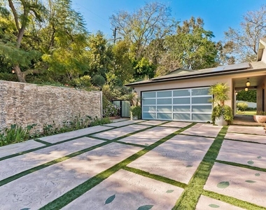 2841 Montcalm Avenue - Photo Thumbnail 66