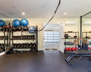 2841 Montcalm Avenue - Photo Thumbnail 53