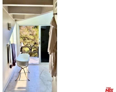 19562 Cave Way - Photo Thumbnail 12