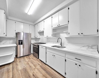 154 N Edgemont Street - Photo Thumbnail 1