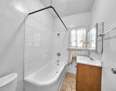 154 N Edgemont Street - Photo Thumbnail 9