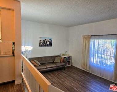 991 S Idaho Street - Photo Thumbnail 3