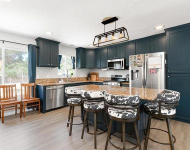 12738 Lakeshore Drive - Photo Thumbnail 1