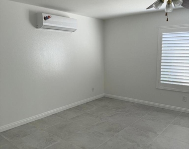 32790 Aurora Vista Road - Photo Thumbnail 3
