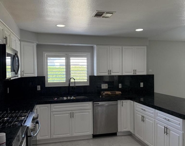 32790 Aurora Vista Road - Photo Thumbnail 1