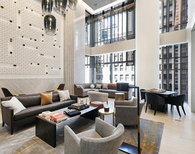 138 East 50th Street - Photo Thumbnail 7