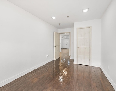 Barnes Avenue - Photo Thumbnail 14