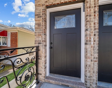 21916 141st Avenue - Photo Thumbnail 18