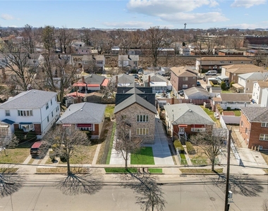 21916 141st Avenue - Photo Thumbnail 20