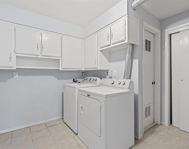 49 Georgia Street - Photo Thumbnail 16