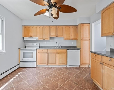 49 Georgia Street - Photo Thumbnail 10