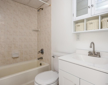 506 Fox Run Lane - Photo Thumbnail 8
