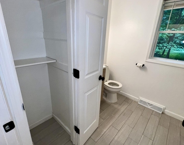 21 S Loughberry Road - Photo Thumbnail 21