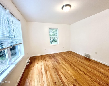 21 S Loughberry Road - Photo Thumbnail 18