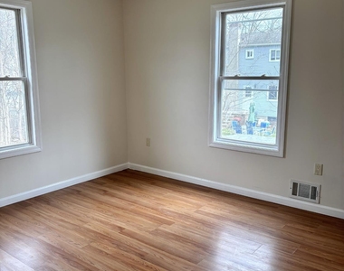 210 2nd Street - Photo Thumbnail 18