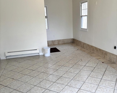 210 2nd Street - Photo Thumbnail 6