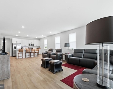 615 Clover Lane - Photo Thumbnail 24