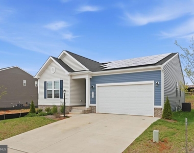 615 Clover Lane - Photo Thumbnail 1