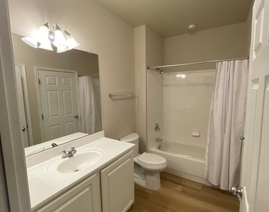 22641 Blue Elder Terrace - Photo Thumbnail 14