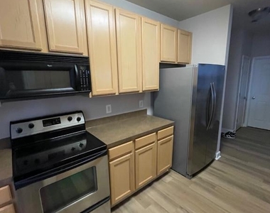 22641 Blue Elder Terrace - Photo Thumbnail 10