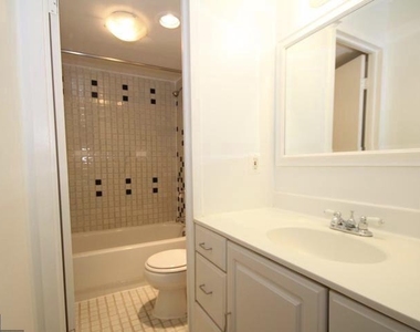 6800 Fleetwood Road - Photo Thumbnail 11
