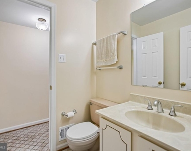 6604 Tina Lane - Photo Thumbnail 7
