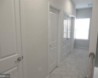 1016 Trestle Drive - Photo Thumbnail 20