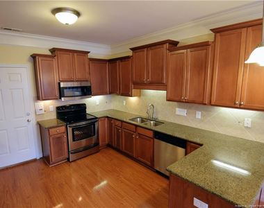 1308 Braybrooke Place - Photo Thumbnail 8
