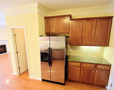 1308 Braybrooke Place - Photo Thumbnail 9