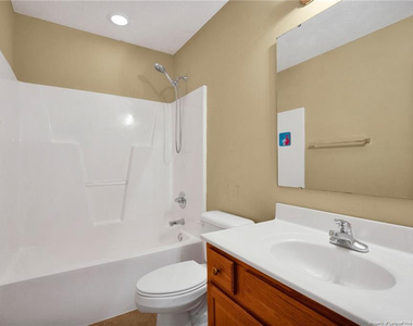 75 Countess Court - Photo Thumbnail 18