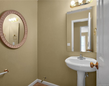 75 Countess Court - Photo Thumbnail 14