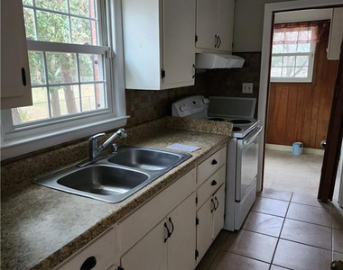 3526 Furman Drive - Photo Thumbnail 3
