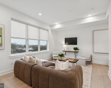 20 W Allens Lane - Photo Thumbnail 18