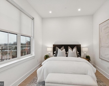 20 W Allens Lane - Photo Thumbnail 12