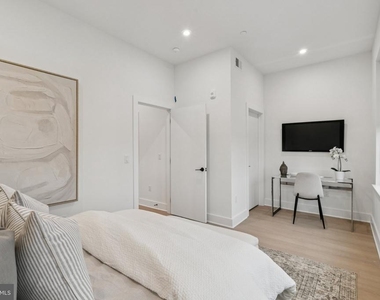20 W Allens Lane - Photo Thumbnail 11
