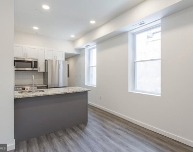 2131 N 8th Street - Photo Thumbnail 2