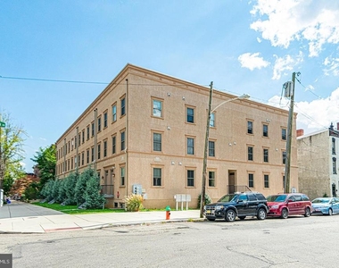 2012 W Girard Avenue - Photo Thumbnail 16