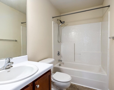1619 Snowmass Way - Photo Thumbnail 14