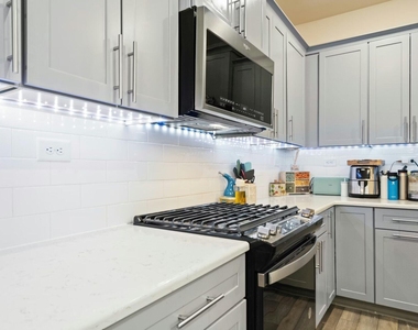 1209 Citadel Avenue - Photo Thumbnail 11