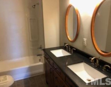133 S Tarboro Street - Photo Thumbnail 10