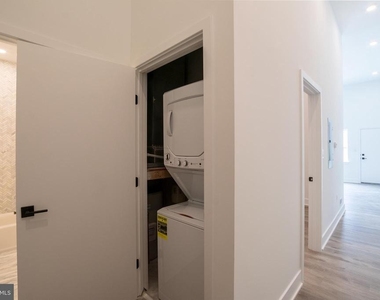 1420 Point Breeze Avenue - Photo Thumbnail 8