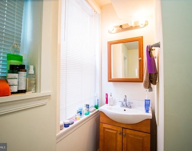 1431 Lombard Street - Photo Thumbnail 4