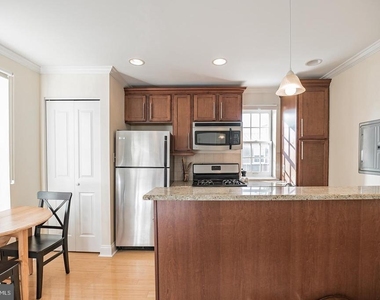 1716 Pine Street - Photo Thumbnail 4