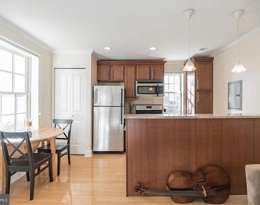 1716 Pine Street - Photo Thumbnail 11