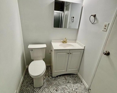 4703 St Denis Drive - Photo Thumbnail 9