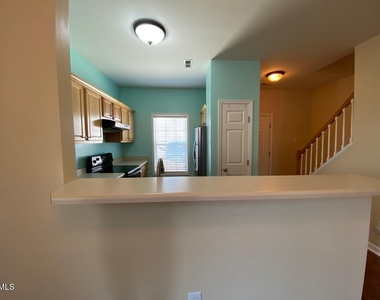 2513 Bay Harbor Drive - Photo Thumbnail 4