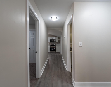 1001 S Layton Avenue - Photo Thumbnail 3