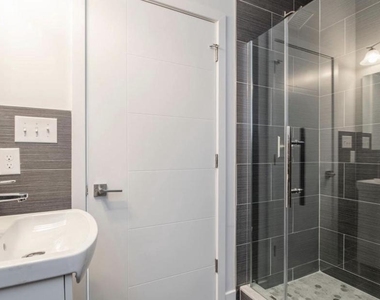 1251 N 15th Street - Photo Thumbnail 9