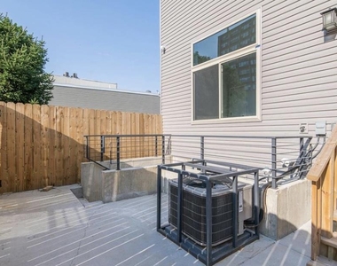1251 N 15th Street - Photo Thumbnail 16