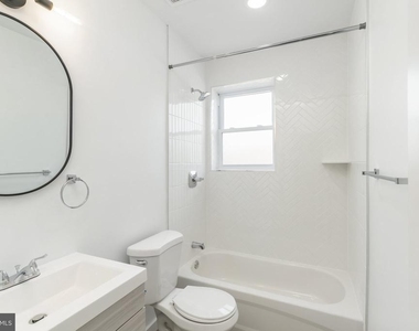 5758 Spruce Street - Photo Thumbnail 13